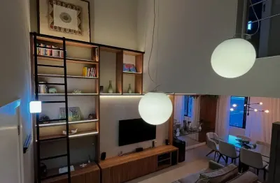 Duplex luxuoso semi-mobiliado | 2 dormitórios | 1 vaga| 102m² | cabral - curitiba/pr