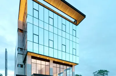 Prédio com 3 salas para alugar na Rua do Amor-perfeito, 0, Pedra Branca, Palhoça