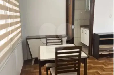 Apartamento à venda ou para alugar com 2 quartos no condomínio Clóris, São Paulo - SP