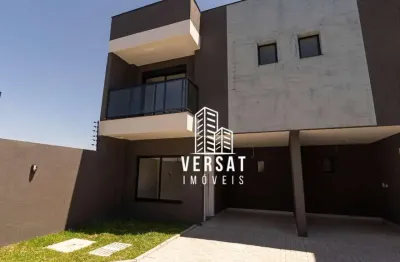 Sobrado em Condomínio à Venda no Uberaba | 3 Quartos com Suíte e Varanda | 105m²