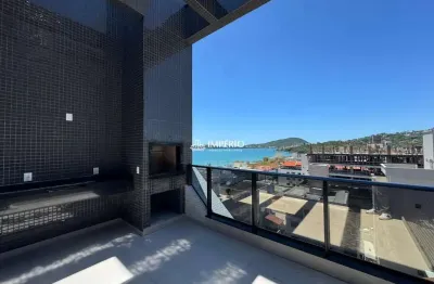 Excelente cobertura , a poucos passos da praia e comércios locais