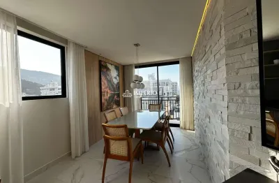 Apartamento finamente mobiliado com vista mar da praia de bombas