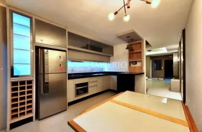 Sobrado Mobiliado à Venda com 2 Suítes no Bairro Morretes Itapema SC