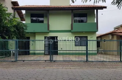 Casa com 9 quartos à venda na Rua Dilma Mafra, 488, Centro, Bombinhas