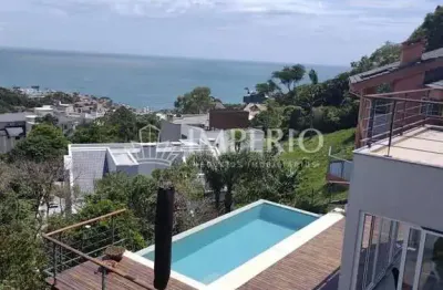 Casa com 2 quartos à venda na Rua Tintureira, 1014, Centro, Bombinhas