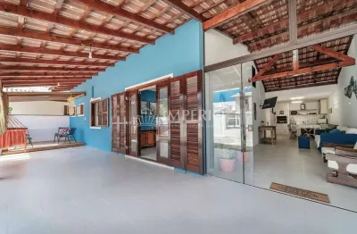 Casa com 4 quartos à venda na Rua Vereador Manoel José dos Santos, 140, Centro, Bombinhas