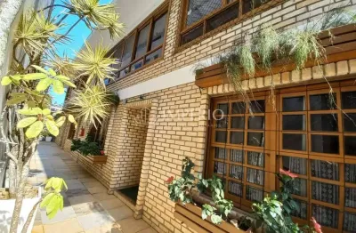 Casa à venda na Rua Vereador Manoel José dos Santos, 107, Centro, Bombinhas