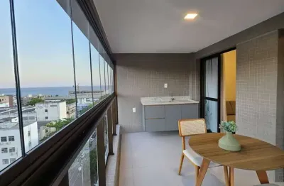 Quarto e sala com varanda no house ondina, 37m² - salvador/ba