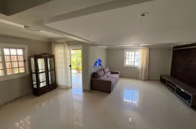Casa à venda condomínio quatro rodas, farol de itapuã r$ 1.820.000,00 energia solar, 4/4 sendo 2 suítes, armários, casa 225 m², terreno 350 m²!