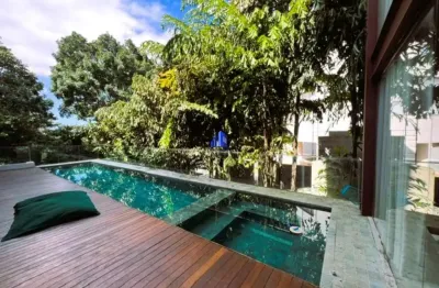 Casa à venda alphaville i salvador r$ 8.000.000,00, maravilhosa, piscina área gourmet integrada, sala ampla com vista mata, 4 suítes, closet