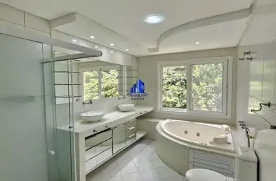 Casa à venda alphaville i salvador r$ 3.600.000,00 excelente localização, 4 suítes, suíte máster com banheira, sala ampla