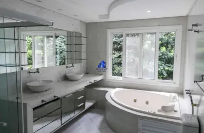 Casa à venda alphaville i salvador r$ 3.600.000,00 excelente localização, 4 suítes, suíte máster com banheira, sala ampla