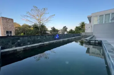 Casa à venda em alphaville i salvador r$ 3.690.000,00 reformada, piscina com área gourmet, 4 suítes, closet!