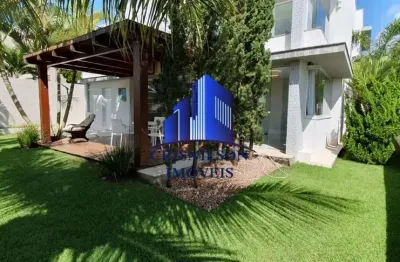 Casa à venda em lphaville litoral norte i r$ 1.800.000,00, varanda, 4 suítes sendo 1 máster suíte com closet e hidro, armários, jardim, cozinha planejada!