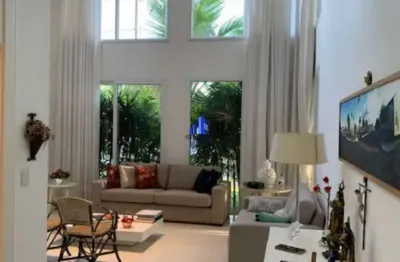 Casa à venda em alphaville litoral norte i, r$ 1.730.000,00, decorada, 4 suítes, pé direito duplo, varanda gourmte, piscina, sala de tv