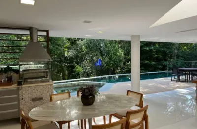 Casa à venda alphaville i salvador r$ 10.800.000,00 porteira fechada, 6 suítes com varandas e closets, banheira, piscina grande com área gourmet