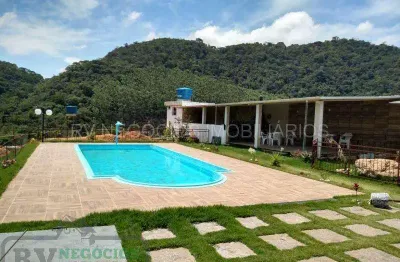 Granja para venda em coronel pacheco, triqueda, 2 dormitórios, 2 banheiros, 4 vagas