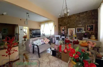 Casa para venda em juiz de fora, joquei clube, 4 dormitórios, 1 suíte, 3 banheiros, 2 vagas