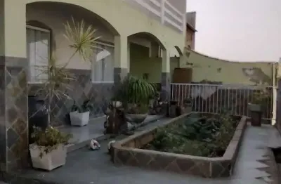 Casa para venda em juiz de fora, santa maria, 4 dormitórios, 4 suítes, 4 banheiros, 4 vagas