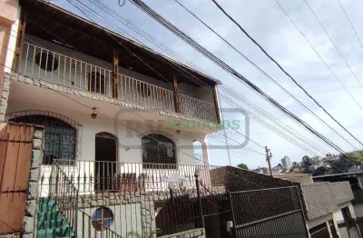 Casa para venda em juiz de fora, santa luzia, 3 dormitórios, 1 suíte, 2 banheiros, 8 vagas