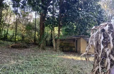Terreno à venda no Previdenciários, Juiz de Fora 