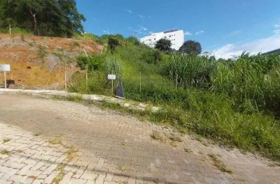 Terreno à venda no Lourdes, Juiz de Fora 