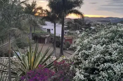 Casa em condomínio para venda em juiz de fora, previdenciários, 5 dormitórios, 1 suíte, 3 banheiros