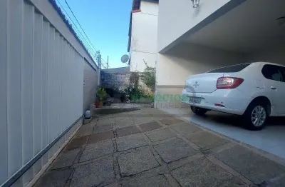 Casa para venda em juiz de fora, aeroporto, 4 dormitórios, 1 suíte, 3 banheiros, 2 vagas