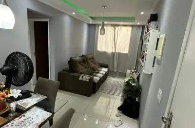 Apartamenro de 2 quartos em condominio com esteutira completa