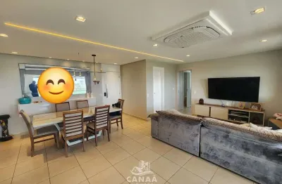 Vende-se apartamento de alto padrão em altos do calhau - 3 suítes - nascente