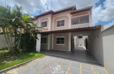 Vende-se maravilhosa casa duplex em condominio na cohama - 3 suítes - reformada