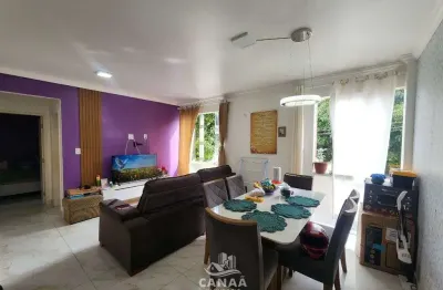 Vende-se Espaçoso Apartamento no Cond. Quintas do Sol - 2 quartos - Nascente