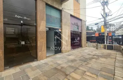 Casa comercial para alugar na Avenida Nossa Senhora do Sabará, 81, Vila Sofia, São Paulo
