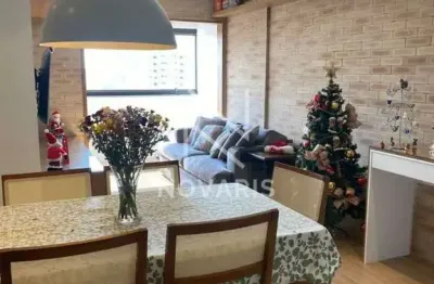 Ótimo apartamento de 2 quartos com armários e localização privilegiada!