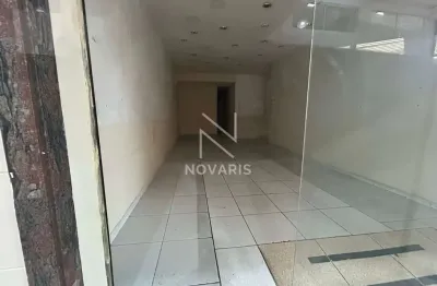 Loja, largo treze de maio,com 60m², sendo 30m² loja térrea e 30m² mezanino - santo amaro