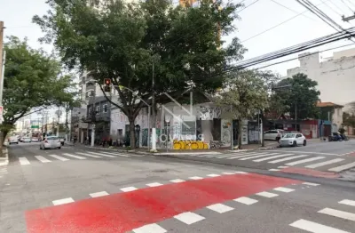 Casa Comercial para Locação em Pinheiros -  Excelência em Visibilidade e Movimentação