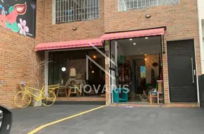 Conjunto comercial parte superior com 3 salas, 2 banheiros e copa - chácara santo antônio