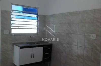 Casa com 1 quarto para locação, na região do bairro piraporinha