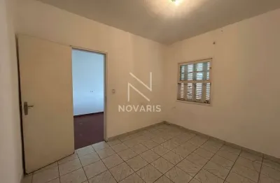 Casa com 1 quarto para locação, na região do bairro piraporinha