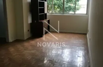Apartamento de 3 dormitórios- a uma quadra do metro adolfo pinheiro.