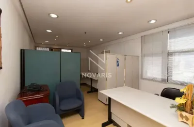 Casa comercial à venda na Rua Clodomiro Amazonas, 1099, Vila Nova Conceição, São Paulo