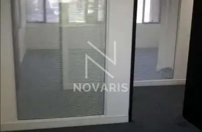 Casa comercial para alugar na Rua Sansão Alves dos Santos, 20, Cidade Monções, São Paulo