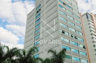 Casa comercial para alugar na Rua Domingos Lopes da Silva, 890, Vila Suzana, São Paulo