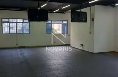 Ponto comercial amplo: 4 salas, 12 vagas e 618 m² de estrutura para o seu negócio - santo amaro