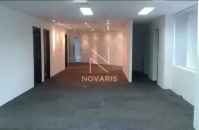 Casa comercial para alugar na Rua Luigi Galvani, 200, Cidade Monções, São Paulo