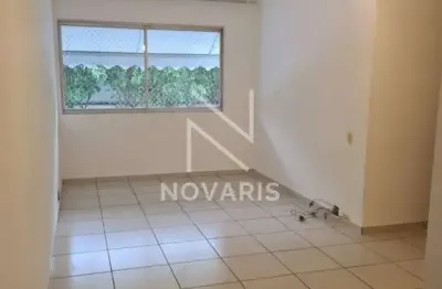 Apartamento com 3 quartos para alugar na Rua Sócrates, 625, Vila Sofia, São Paulo