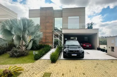 Locação em Alphaville: Casa de Luxo no Condomínio Burle Marx