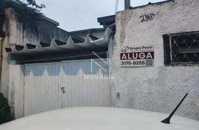 Casa Térrea Reformada no Socorro com 01  Dormitório e Garagem.