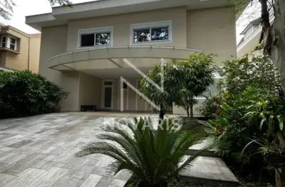 Casa de Alto Padrão à Venda no Morumbi ? Condomínio Fechado Exclusivo
