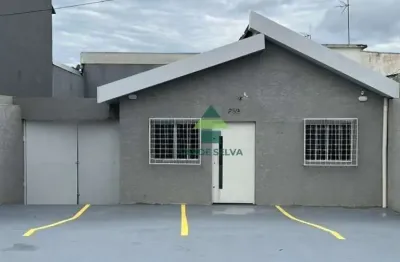 Casa comercial com 3 salas para alugar na Rua Clóvis Soares, Alvinópolis, Atibaia